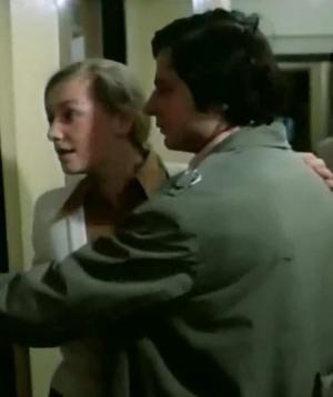 Dluga noc poslubna (1977)