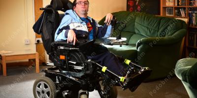 człowiek na wózku inwalidzkim filmy